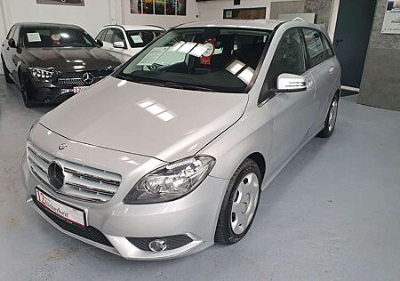 Mercedes-Benz B 180 CDI / d |7G-DCT|Navi|Tempomat|AHK|Sitzhz|