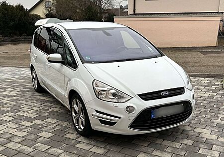 Ford S-Max 7-Sitzer, AHK