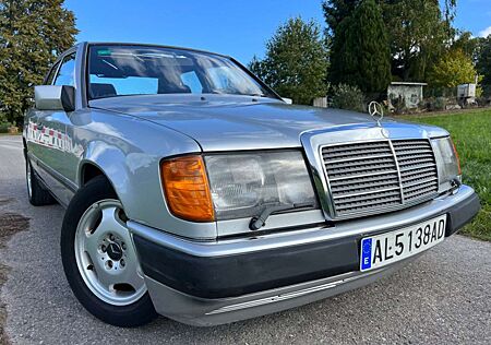 Mercedes-Benz E 300 D Klima SSD 80kw W124 LIMOUSINE