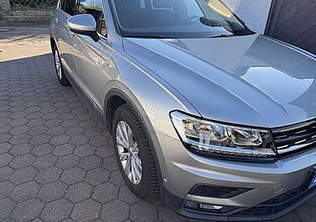 VW Tiguan Volkswagen 1.5 TSI ACT OPF Comfortline Nebel Kurven SHZ kamer
