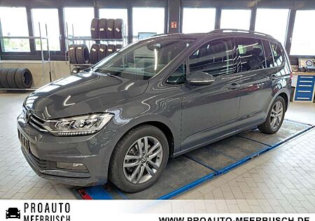 VW Touran Volkswagen Comfortline EASYOPN/PANO/STNDHZNG/DYNAUDIO