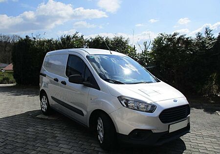Ford Courier Transit
