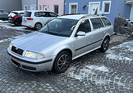 Skoda Octavia Tour