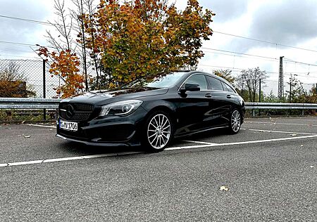 Mercedes-Benz CLA 200 Shooting Brake 7G-DCT AMG Line