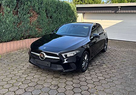 Mercedes-Benz A 250 e (177.086)