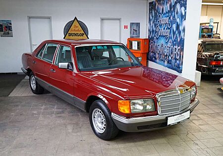 Mercedes-Benz S 500 W126 in toller Farbkombination mit H-Kennzeichen