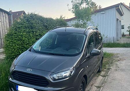 Ford Tourneo Courier Sport