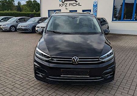 VW Touran Volkswagen R-Line 1,5TSI DSG Panor.7-Sitz,LED
