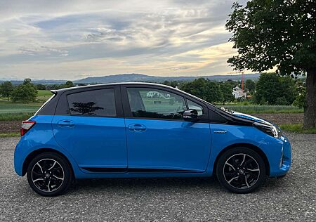 Toyota Yaris Hybrid Splash 1.5 Panoramadach Navi Automatik