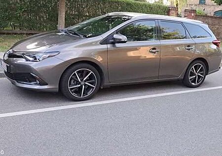 Toyota Auris 1.8 VVT-i Hybrid Automatik 5 jahre Garantie