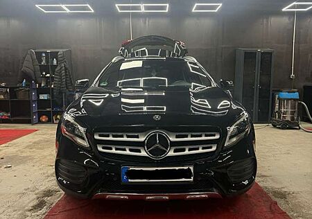 Mercedes-Benz GLA 180 7G-DCT AMG Line