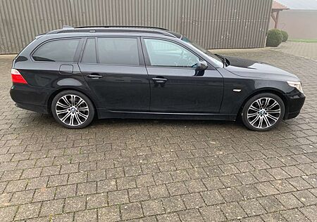 BMW 530i 530 xDrive Touring Aut.