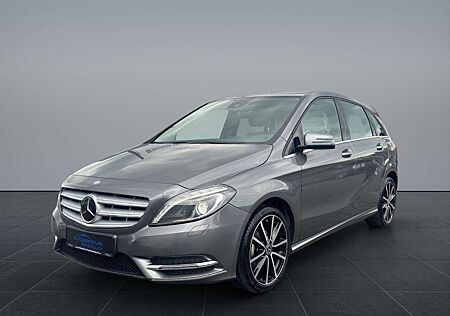 Mercedes-Benz B 180 *AUTOM*DISTR*KAM*LEDER*BI-XEN*MEMORY*SHZ