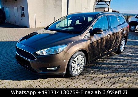 Ford Focus Turnier Business-AUTO-SHZG-NAVI-ZAHNR NEU