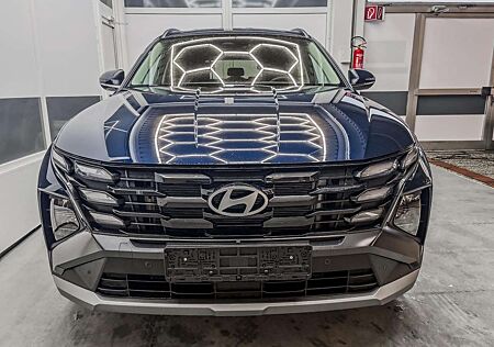 Hyundai Tucson STYLE KLIMAAUTOMATIK TOTWINKEL NAVI SHZ RFK PDC...