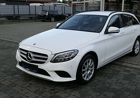 Mercedes-Benz C 220 d LED/Navi/R-Cam/Tempomat/MFL/ParkPaket