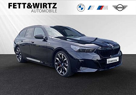BMW 530 e xDrive Touring M Sport Pro|AHK|Pano|B&W