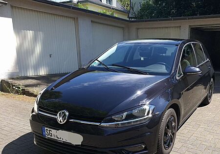 VW Golf Volkswagen 1.0 TSI