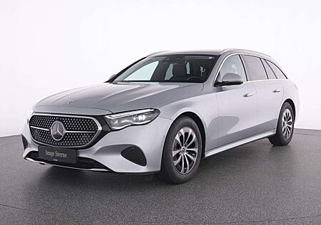 Mercedes-Benz E 220 d T Avantgarde+MBUX+DLight+KeylGo+AHK+360°