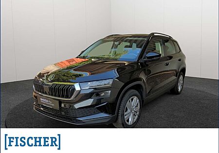 Skoda Karoq 1.5TSI Selection LED Navi SHZ Rear View PDC