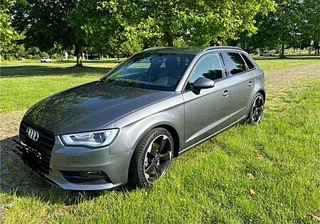 Audi A3 1.6 TDI Sportback (clean diesel) Ambiente