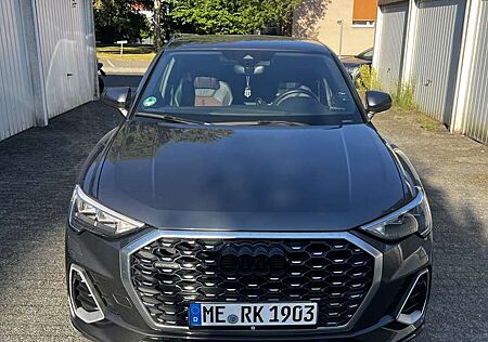 Audi Q3 45 TFSI quattro S line