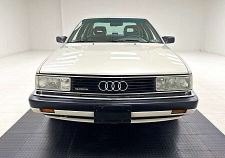 Audi 200 Quattro 20V Sedan