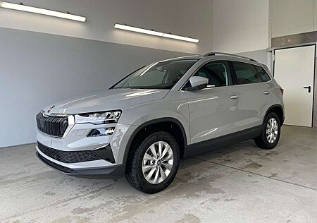 Skoda Karoq Selection 150PS TDI DSG 4x4 AHK+Navi+ACC+Kamera...