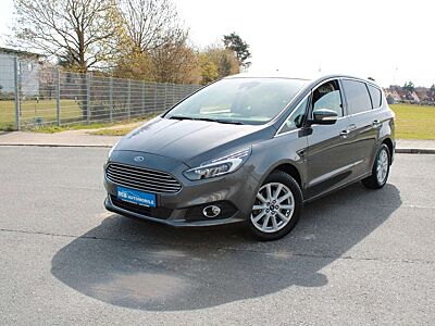 Ford S-Max Titanium 7-Sitzer Tempo Navi LED PDC 17"