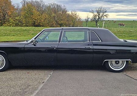 Cadillac Fleetwood Long Version