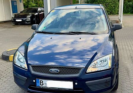 Ford Focus 1.6 16V Trend