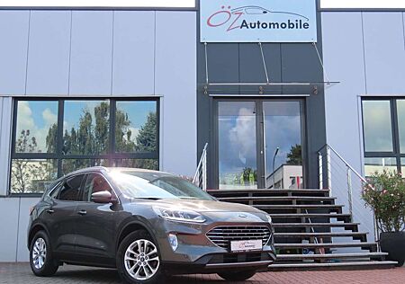Ford Kuga 1.5 Ecoboost Sportsitze Navigation Winter