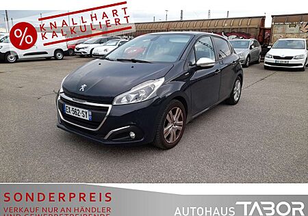 Peugeot 208 1.2 12V PureTech 82 Style LM Klima PDC GRA
