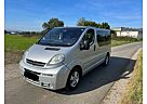 Opel Vivaro Tour ** 8 Sitzer ** TüV NEU **