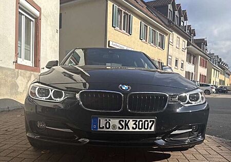 BMW 320d 320 Sport-Aut. Sport Line