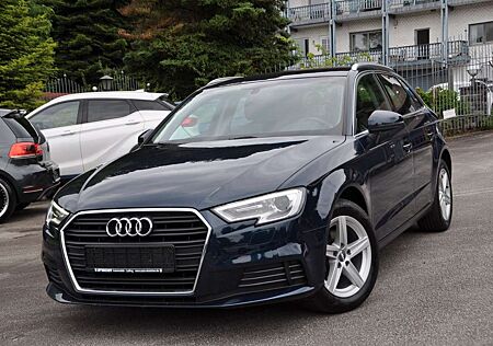 Audi A3 Sportback 35 TFSI S-tronic *Navi*Xenon*