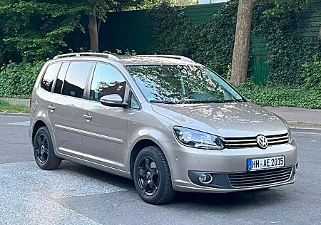 VW Touran Volkswagen 1.6 TDI DPF Cup