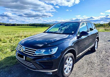 VW Touareg Volkswagen 3.0 V6 TDI SCR Blue Motion DPF Automatik Exclusive