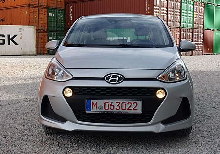 Hyundai i10 Trend*CarPlay Navi*I Hand * Sitzheizung*