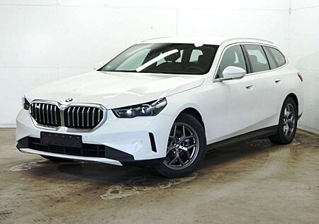 BMW 520d 520 xDrive Touring Sport HKSound eSitze+Belüft