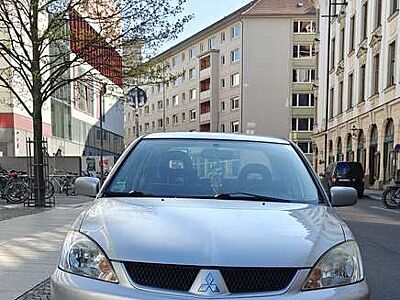 Mitsubishi Lancer 1.6 Comfort