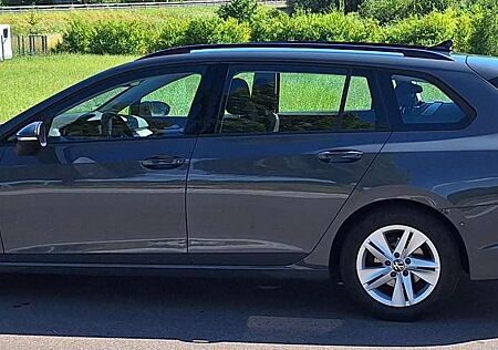 VW Golf Variant Volkswagen 1.5 eTSI OPF DSG Life, AHK, IQ Light