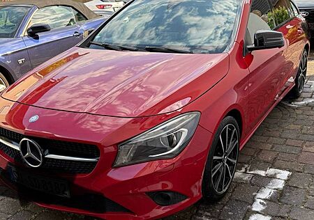 Mercedes-Benz CLA 200 CLA Shooting Brake 200 7G-DCT AMG Line