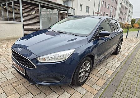 Ford Focus Lim. Ambiente112 Tkm Tüv/Au 09.2026 Klima