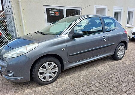 Peugeot 206 + Plus 1 HAND KLIMA TÜV -NEU Nur 67Tkm
