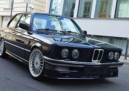 BMW 323