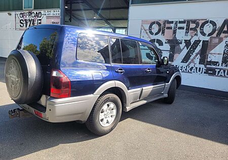 Mitsubishi Pajero 3.2 DI-D Edition 20 Einmalig Nur 35 Tkm !