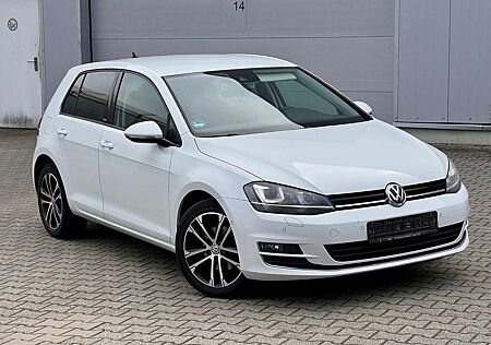 VW Golf Volkswagen VII Lim. Allstar BMT Xenon Navi Sitzheizung
