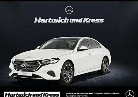 Mercedes-Benz E 200 Avantgarde Advanced+Pano+LED+Ambiente+Kamera