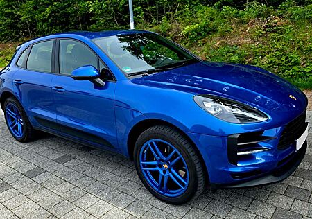 Porsche Macan Blickfang mit Approved-Garantie
